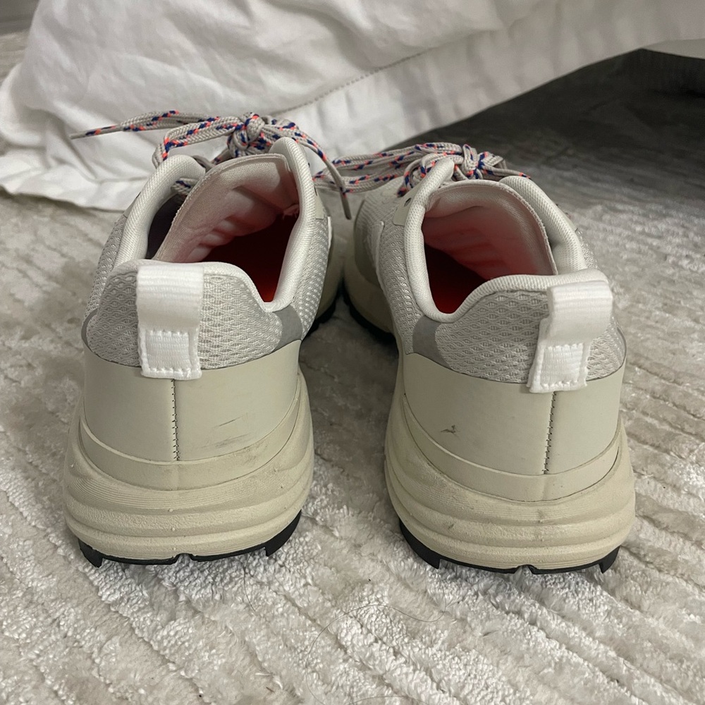 VEJA Dekkan Sneakers - Neutral White - Picture 7 of 9